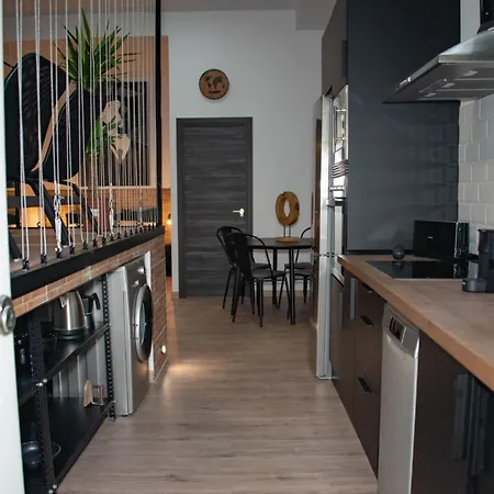 Soraya's Place - Chopin 2 Apartment